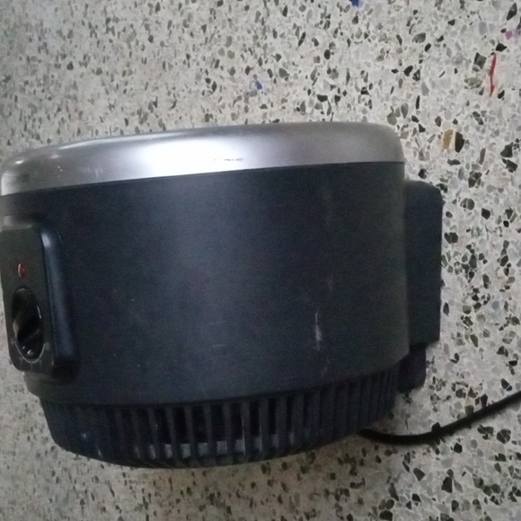 Fan - Picture 4 of 4